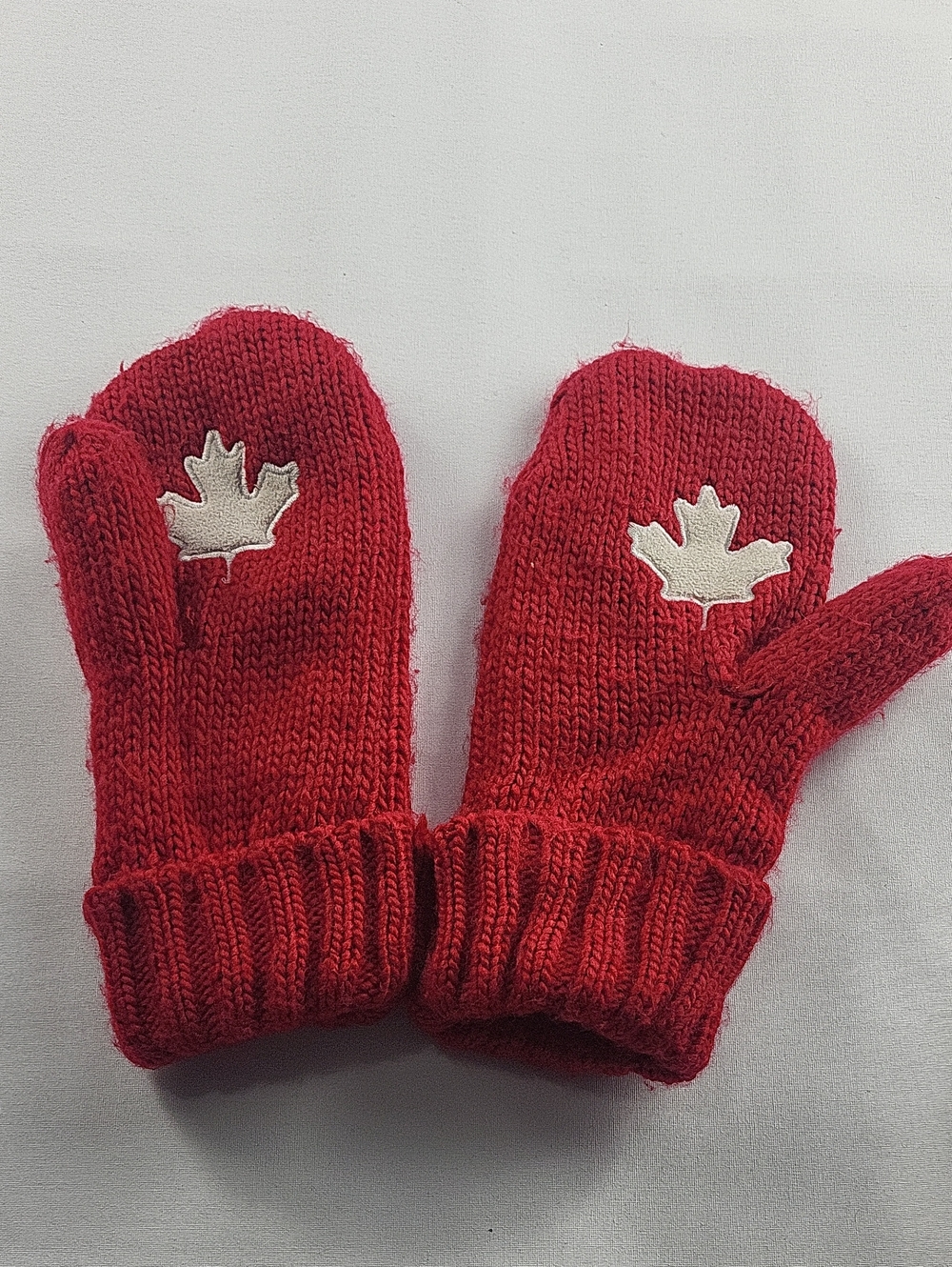 Official Hudson's Bay Company Canada Red Knit Maple Leaf Olympic Mittens